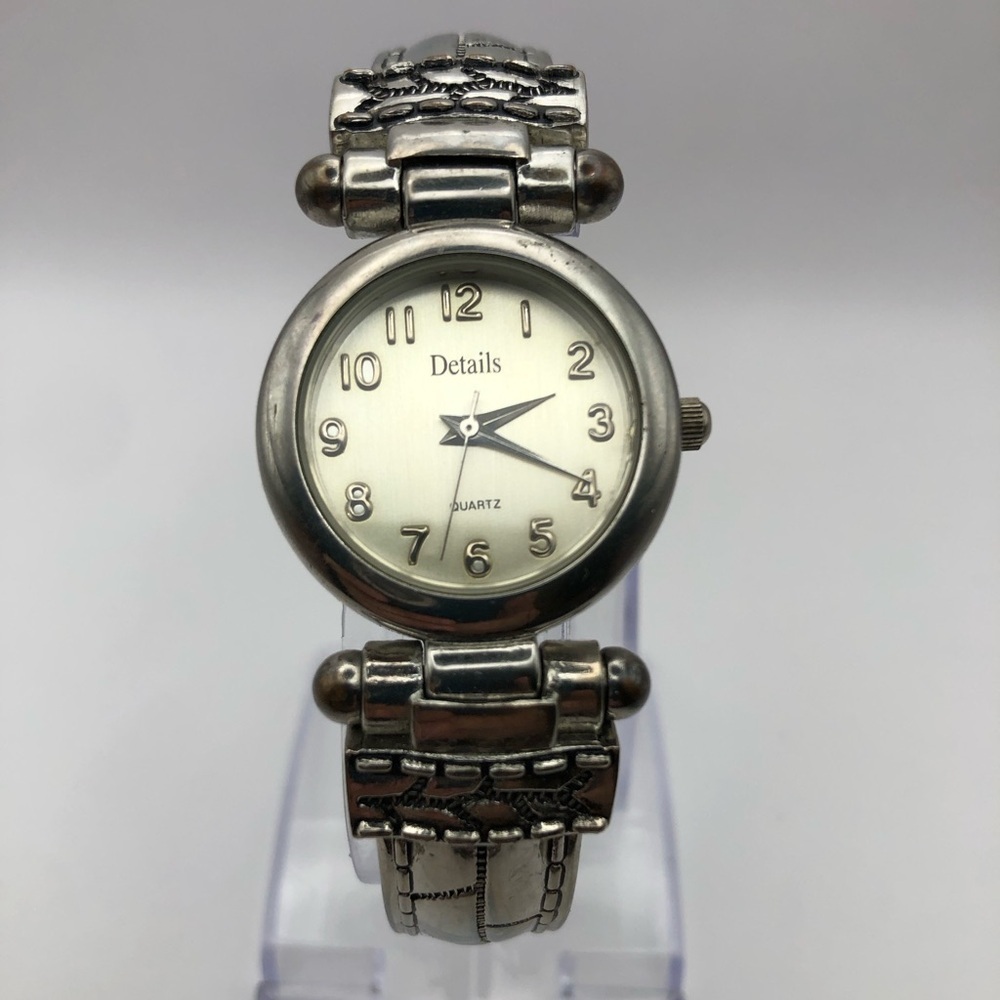 Details Women’s Watch Silver Bracelet with White Face (New Battery) Beautiful